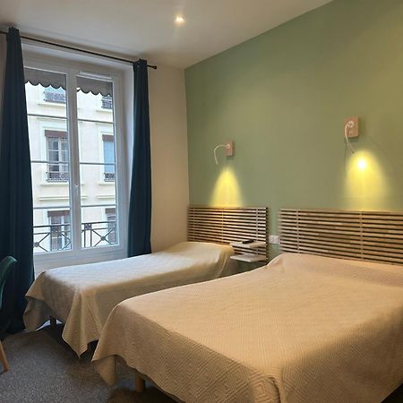 Hotel Azur Lyon Dış mekan fotoğraf