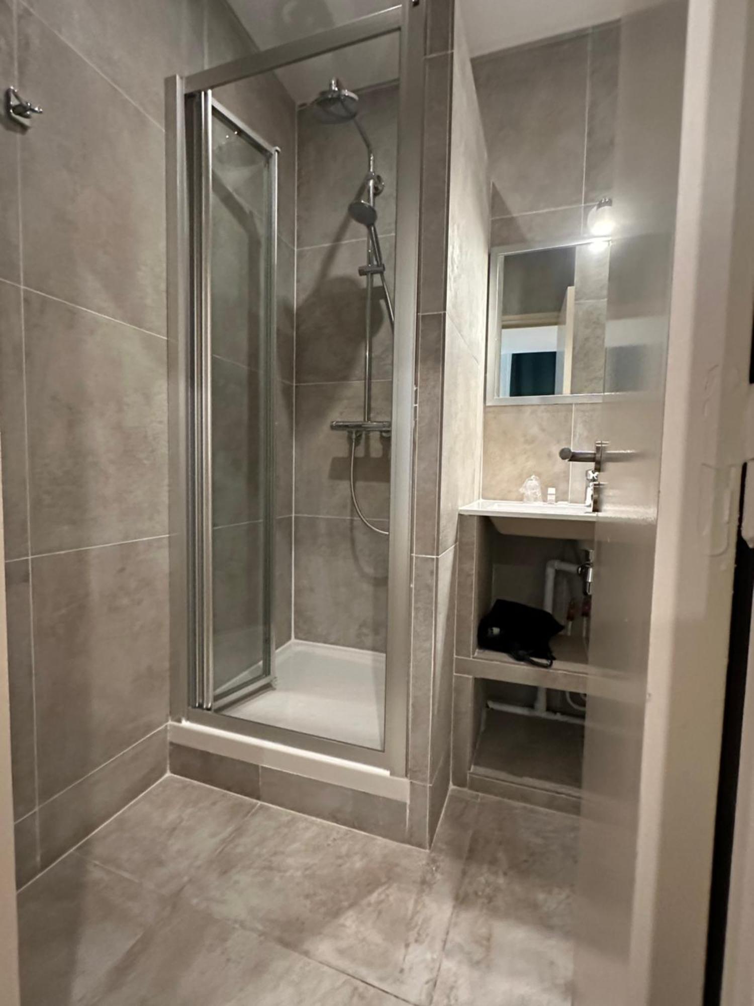 Hotel Azur Lyon Dış mekan fotoğraf