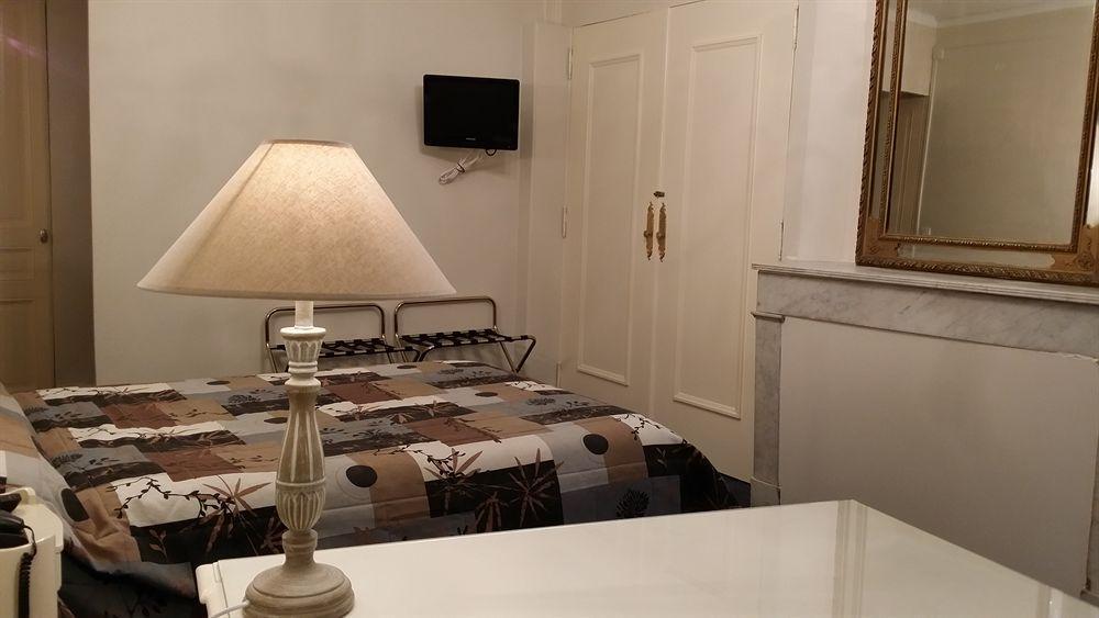 Hotel Azur Lyon Dış mekan fotoğraf