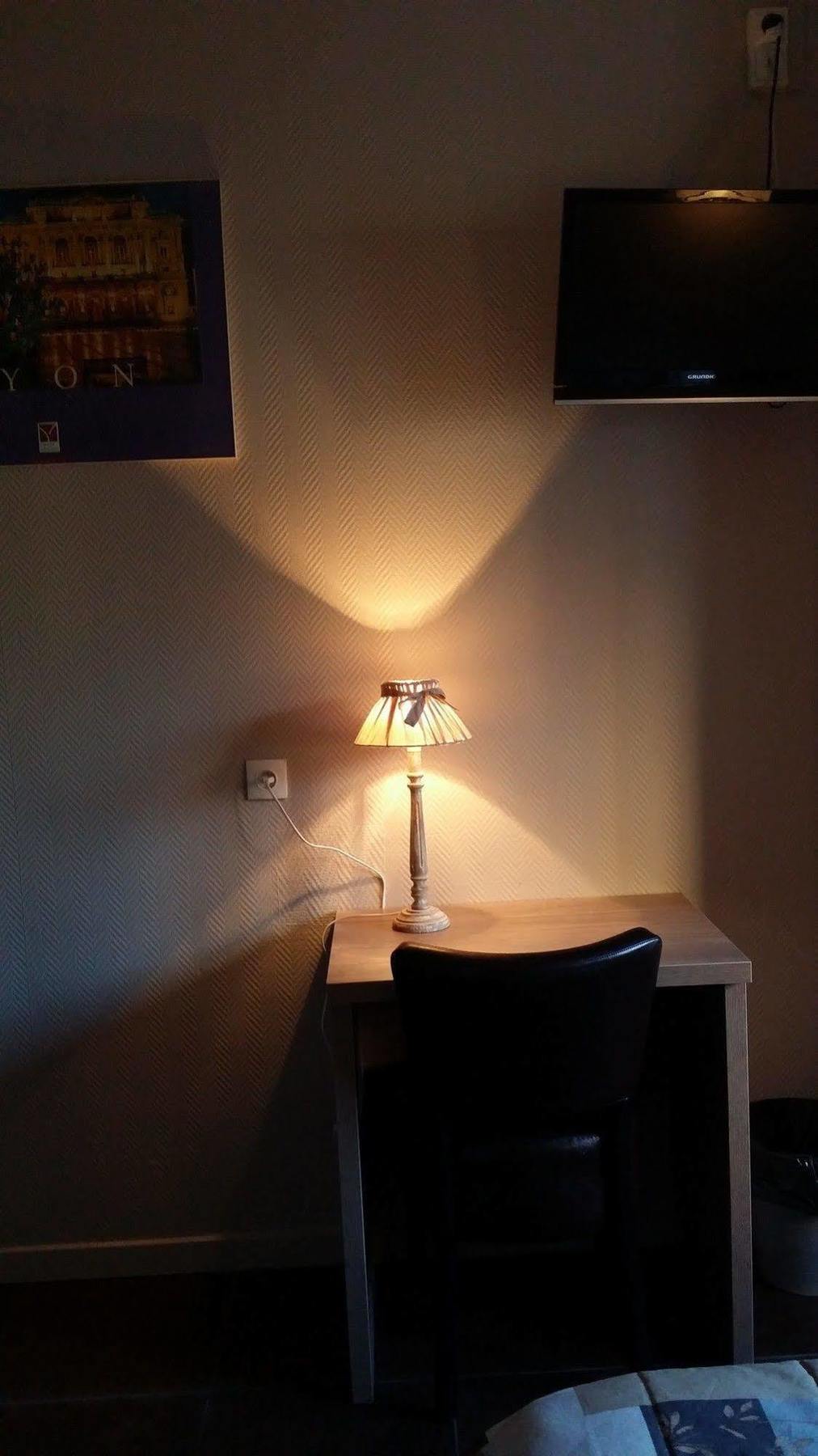 Hotel Azur Lyon Dış mekan fotoğraf