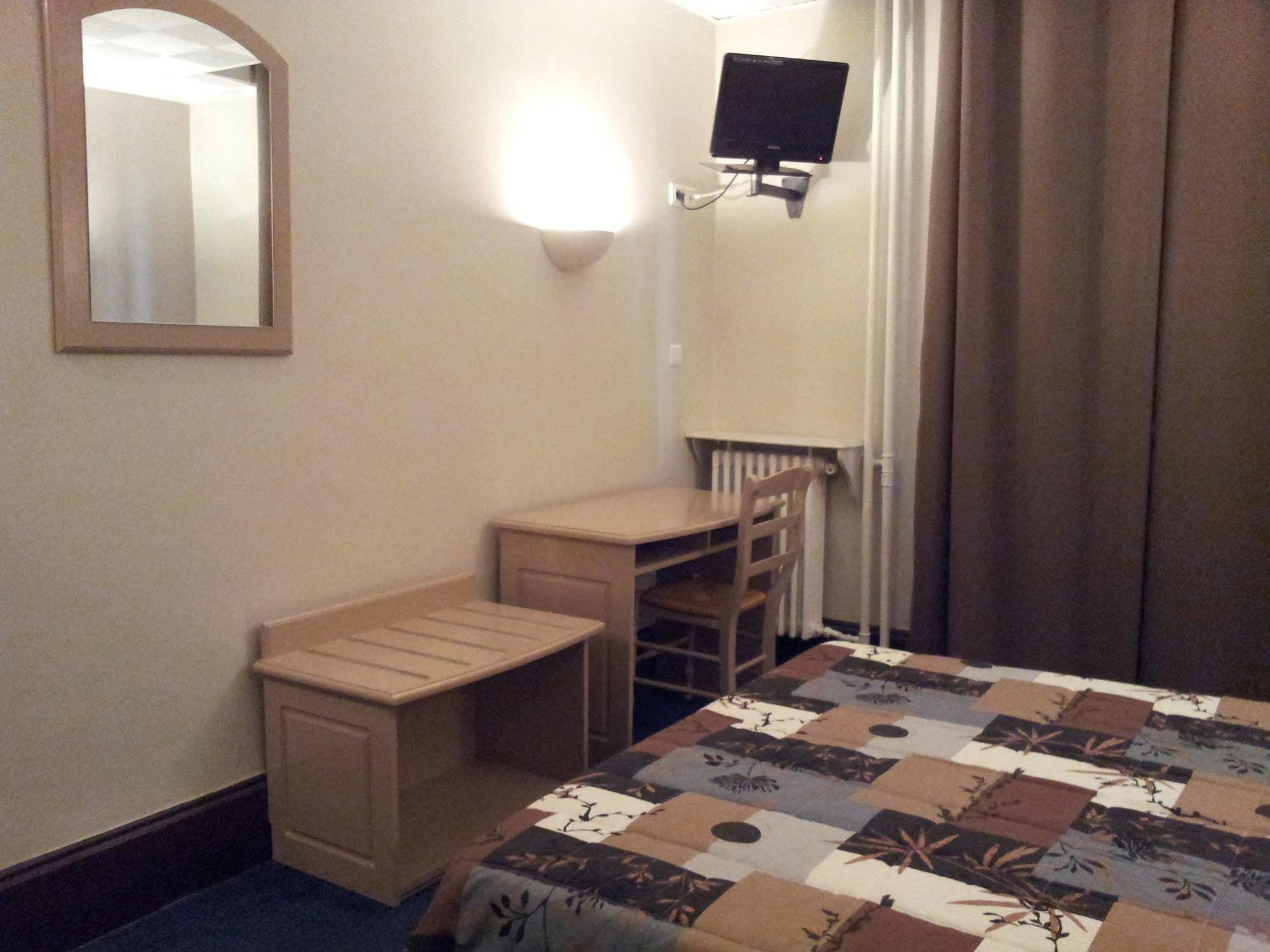 Hotel Azur Lyon Dış mekan fotoğraf