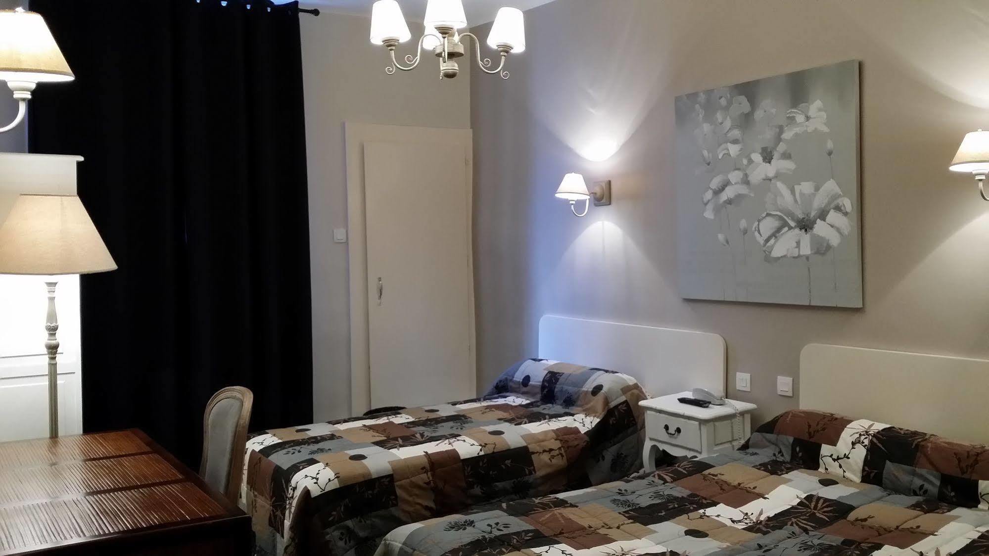 Hotel Azur Lyon Dış mekan fotoğraf