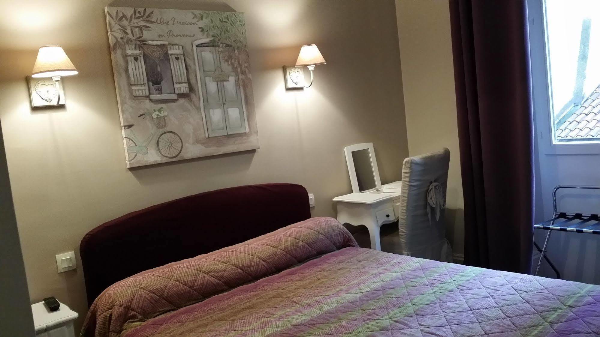 Hotel Azur Lyon Dış mekan fotoğraf